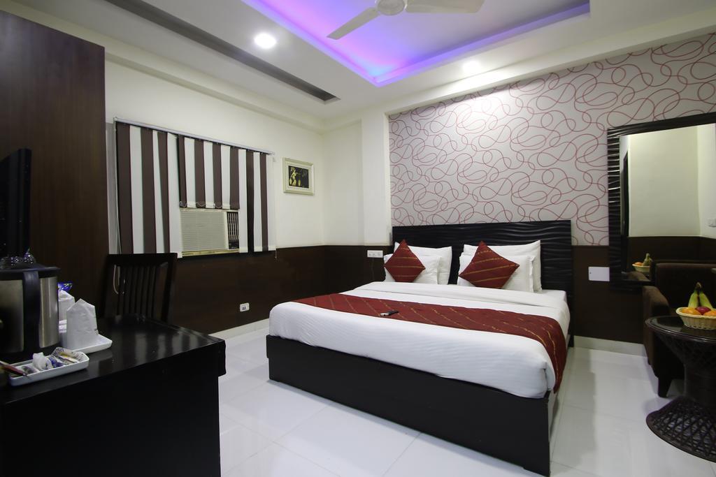 Hotel Hill Palace -Near Karol Bagh Metro Station Delhi  Eksteriør billede