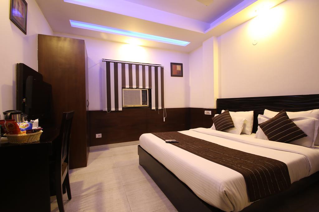Hotel Hill Palace -Near Karol Bagh Metro Station Delhi  Eksteriør billede
