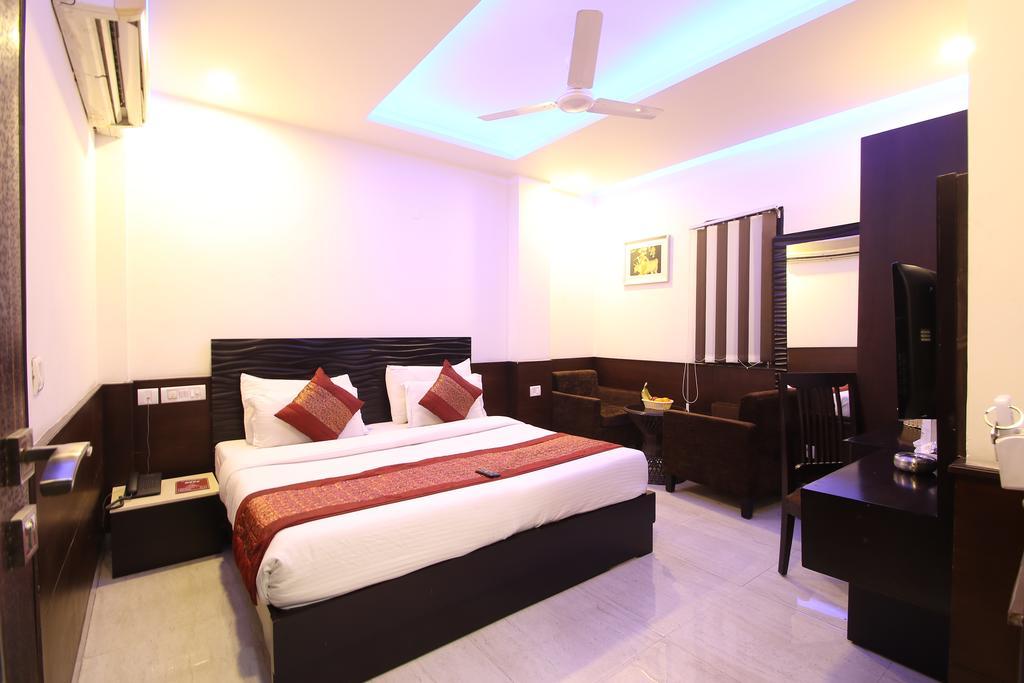 Hotel Hill Palace -Near Karol Bagh Metro Station Delhi  Eksteriør billede