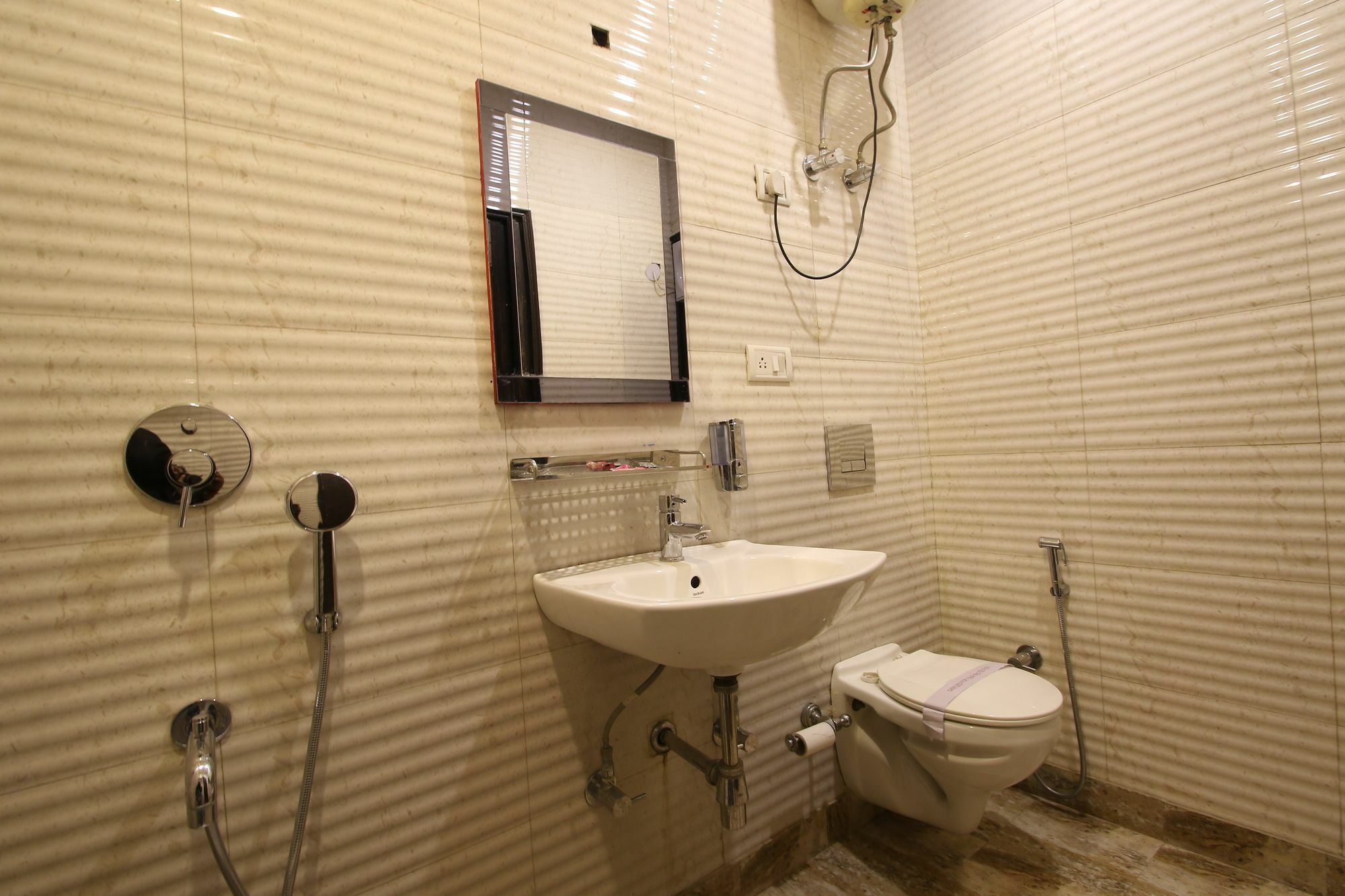 Hotel Hill Palace -Near Karol Bagh Metro Station Delhi  Eksteriør billede